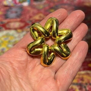 Vintage Brooch Pin Floral